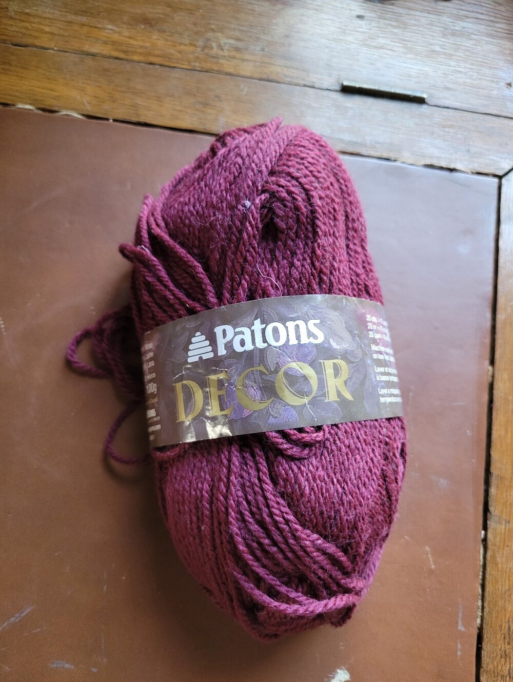 NEW Patons Decor Burgundy Yarn 3.5 oz Skein 210 Yards